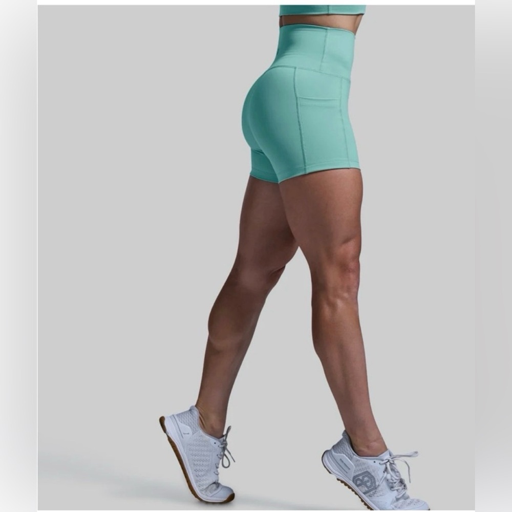 Primitive women’s Teal Athletic SYNERGY SHORTS 8”
